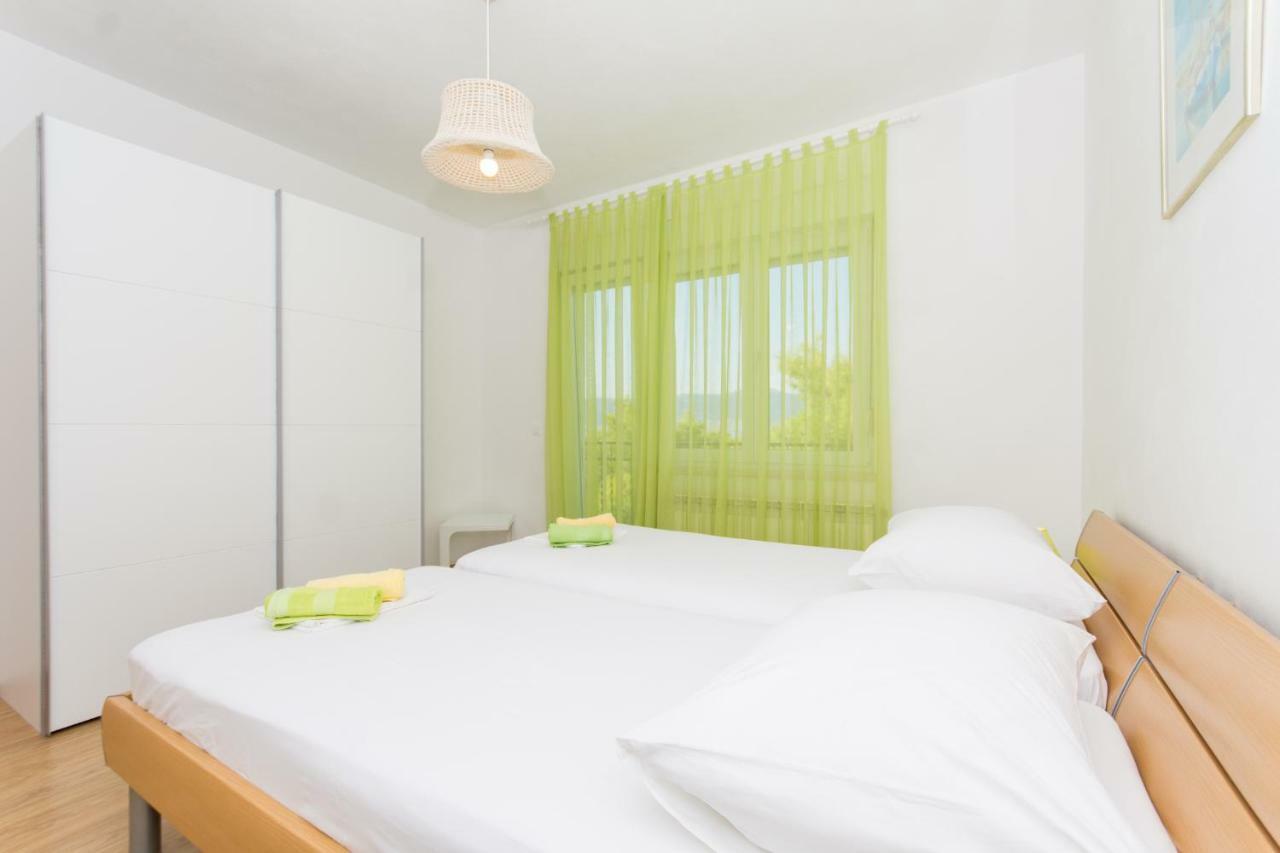 Apartman Domic Slatine Exterior photo